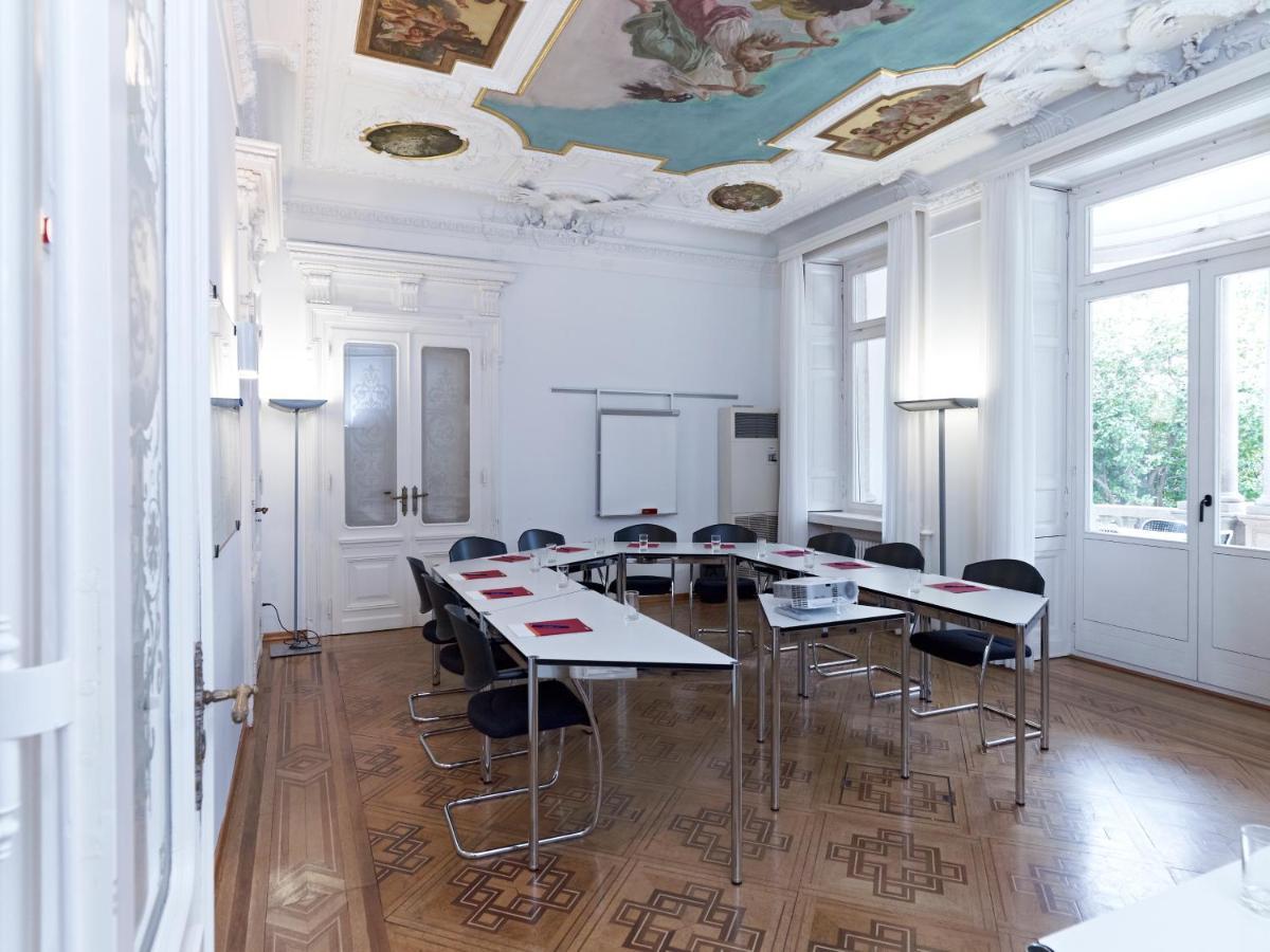 Business Center In Villa Kanton Kanton Bellinzona Exterior foto